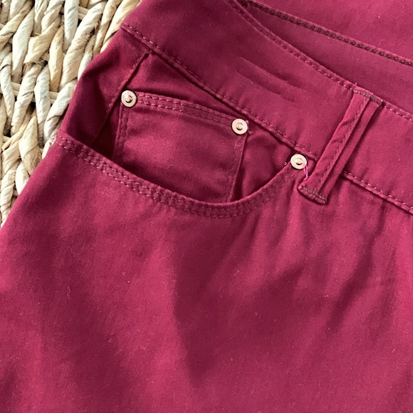 Chico’s Platinum Soft-Stretch Jegging - Picture 7 of 15